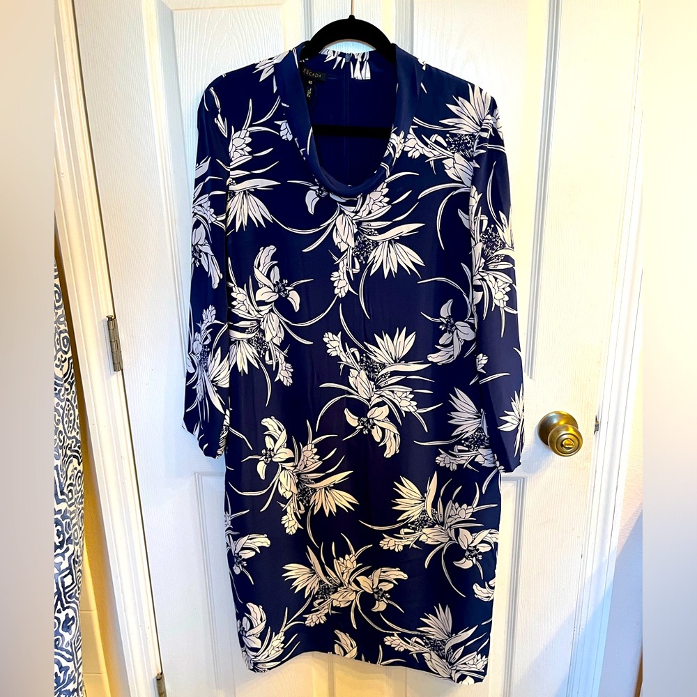 Escada 100% Silk Print Dress in Size 40